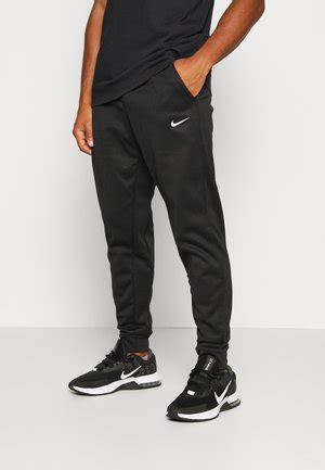 Nike Hosen für Herren: In jeder Lebenslage gut gekleidet 